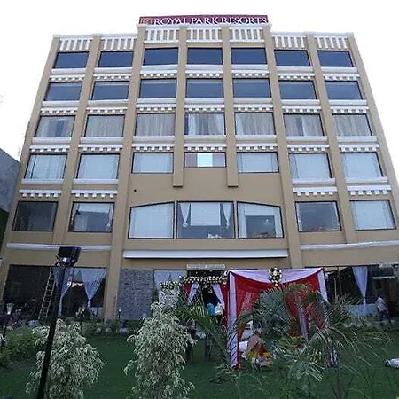 Royal Park Resorts-2